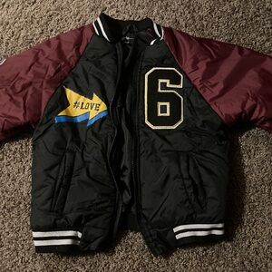 The Girls ❤️❤️❤️ Black and Maroon Puffer Winter Coat/Jacket size 10/12